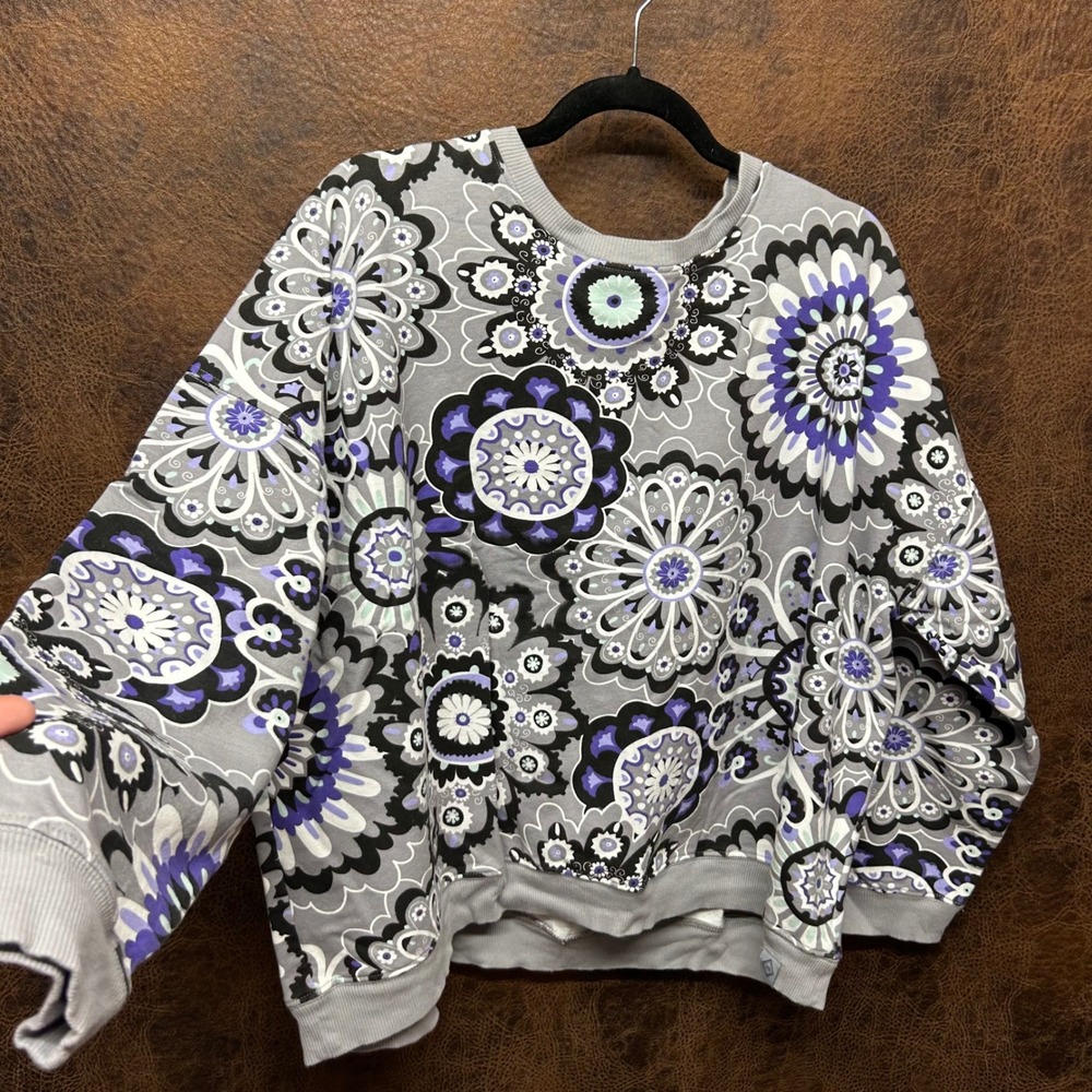 Vera Bradley Tranquil Medallion Purple Gray White French Terry Crewneck 2XL